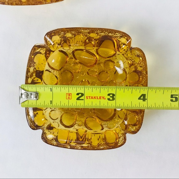 Pair of Vintage Amber Glass Ashtrays - Picture 5 of 6